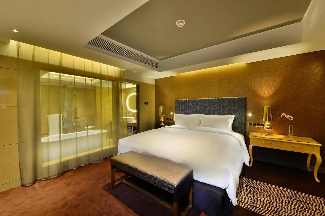מלון Sofitel Zhengzhou International